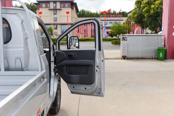 ������Խ ����K5 ���ʰ� 1.6L���� 120���� 5�� 3.3�׵�������΢��ͼƬ