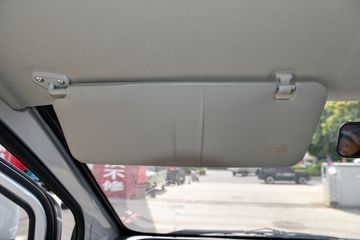 ������Խ ����K5 ���ʰ� 1.6L���� 120���� 5�� 3.3�׵�������΢��ͼƬ
