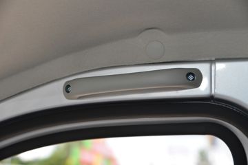 ������Խ ����K5 ���ʰ� 1.6L���� 120���� 5�� 3.3�׵�������΢��ͼƬ