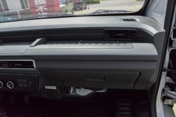 ������Խ ����K5 ���ʰ� 1.6L���� 120���� 5�� 3.3�׵�������΢��ͼƬ