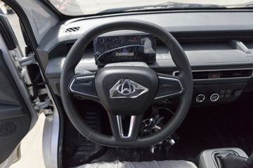 ������Խ ����K5 ���ʰ� 1.6L���� 120���� 5�� 3.3�׵�������΢��ͼƬ