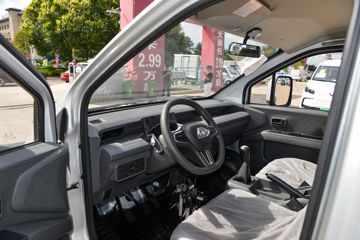 ������Խ ����K5 ���ʰ� 1.6L���� 120���� 5�� 3.3�׵�������΢��ͼƬ