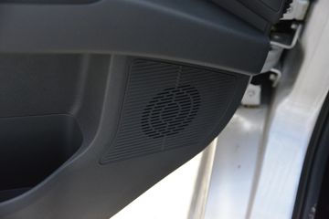 ������Խ ����K5 ���ʰ� 1.6L���� 120���� 5�� 3.3�׵�������΢��ͼƬ