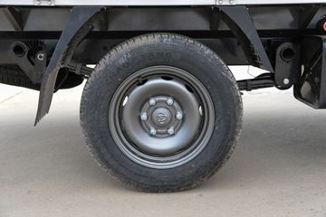 ������Խ ����K5 ���ʰ� 1.6L���� 120���� 5�� 3.3�׵�������΢��ͼƬ