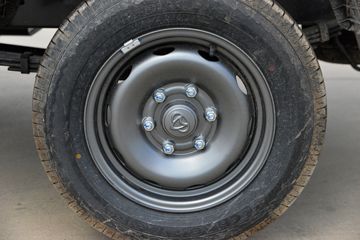 ������Խ ����K5 ���ʰ� 1.6L���� 120���� 5�� 3.3�׵�������΢��ͼƬ