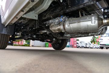 ������Խ ����K5 ���ʰ� 1.6L���� 120���� 5�� 3.3�׵�������΢��ͼƬ