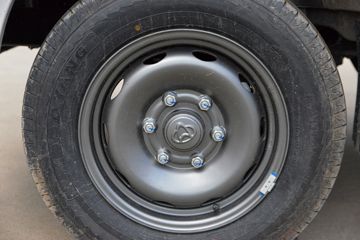 ������Խ ����K5 ���ʰ� 1.6L���� 120���� 5�� 3.3�׵�������΢��ͼƬ
