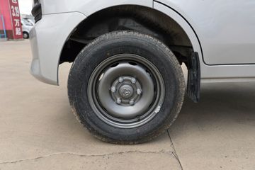 ������Խ ����K5 ���ʰ� 1.6L���� 120���� 5�� 3.3�׵�������΢��ͼƬ