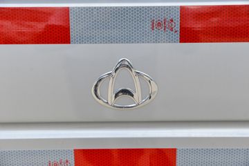 ������Խ ����K5 ���ʰ� 1.6L���� 120���� 5�� 3.3�׵�������΢��ͼƬ