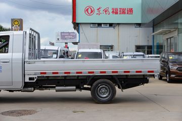 ������Խ ����K5 ���ʰ� 1.6L���� 120���� 5�� 3.3�׵�������΢��ͼƬ