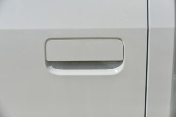 ������Խ ����K5 �콢�� 2L���� 139���� 5�� 2.7��˫������΢��ͼƬ