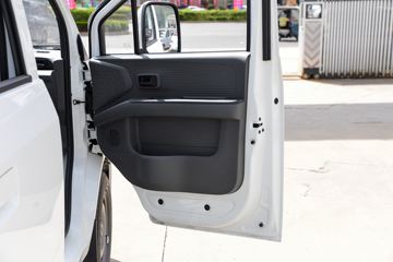 ������Խ ����K5 �콢�� 2L���� 139���� 5�� 2.7��˫������΢��ͼƬ