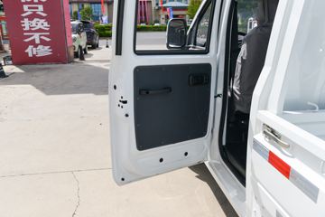 ������Խ ����K5 �콢�� 2L���� 139���� 5�� 2.7��˫������΢��ͼƬ