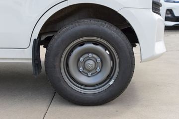������Խ ����K5 �콢�� 2L���� 139���� 5�� 2.7��˫������΢��ͼƬ