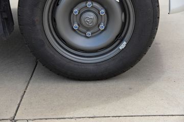 ������Խ ����K5 �콢�� 2L���� 139���� 5�� 2.7��˫������΢��ͼƬ