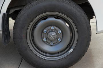 ������Խ ����K5 �콢�� 2L���� 139���� 5�� 2.7��˫������΢��ͼƬ