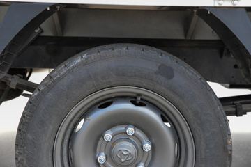 ������Խ ����K5 �콢�� 2L���� 139���� 5�� 2.7��˫������΢��ͼƬ
