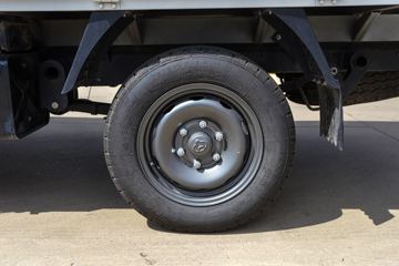 ������Խ ����K5 �콢�� 2L���� 139���� 5�� 2.7��˫������΢��ͼƬ