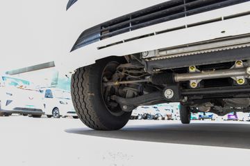 ������Խ ����K5 �콢�� 2L���� 139���� 5�� 2.7��˫������΢��ͼƬ