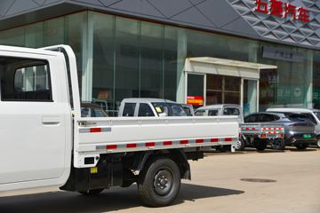 ������Խ ����K5 �콢�� 2L���� 139���� 5�� 2.7��˫������΢��ͼƬ