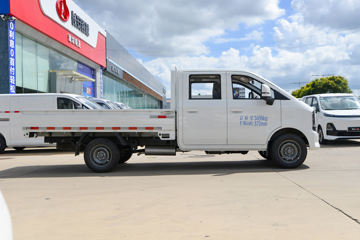 ������Խ ����K5 �콢�� 2L���� 139���� 5�� 2.7��˫������΢��ͼƬ