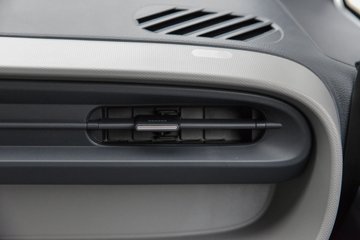 �������� �ƽ�� 3.79�׵��Ŵ��綯����΢�� ����ʱ��55.64kWhͼƬ