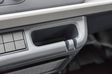 �������� �ƽ�� 3.79�׵��Ŵ��綯����΢�� ����ʱ��55.64kWhͼƬ