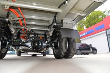 �������� �ƽ�� 3.79�׵��Ŵ��綯����΢�� ����ʱ��55.64kWhͼƬ