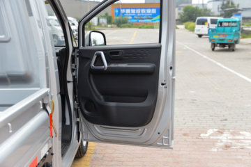 ����;��T7 2025�� 1.6L���� 122���� 5�� 3.1�׵�������΢��ͼƬ