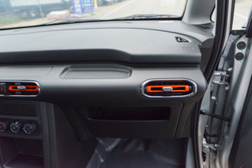 ����;��T7 2025�� 1.6L���� 122���� 5�� 3.1�׵�������΢��ͼƬ