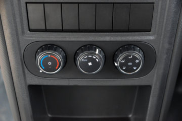 ����;��T7 2025�� 1.6L���� 122���� 5�� 3.1�׵�������΢��ͼƬ