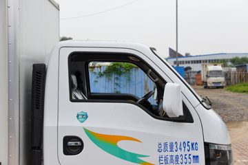 ����;��T5 1.6L���� 122���� ����5�� Һɲ 3.1�׵�������΢��ͼƬ