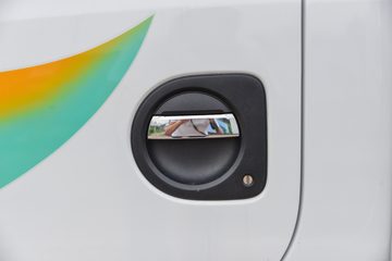 ����;��T5 1.6L���� 122���� ����5�� Һɲ 3.1�׵�������΢��ͼƬ