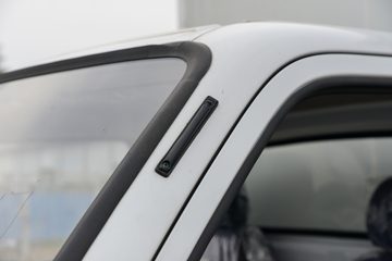 ����;��T5 1.6L���� 122���� ����5�� Һɲ 3.1�׵�������΢��ͼƬ