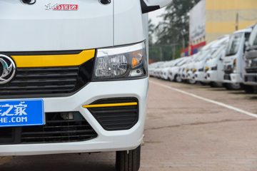 ����;��T5 1.6L���� 122���� ����5�� Һɲ 3.1�׵�������΢��ͼƬ