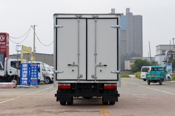 ����;��T5 1.6L���� 122���� ����5�� Һɲ 3.1�׵�������΢��ͼƬ