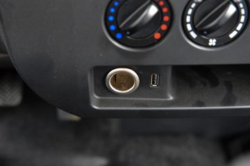 ����;��T5 1.6L���� 122���� ����5�� Һɲ 3.1�׵�������΢��ͼƬ