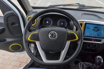 ����;��T5 1.6L���� 122���� ����5�� Һɲ 3.1�׵�������΢��ͼƬ