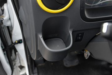 ����;��T5 1.6L���� 122���� ����5�� Һɲ 3.1�׵�������΢��ͼƬ