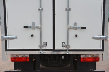 ����;��T5 1.6L���� 122���� ����5�� Һɲ 3.1�׵�������΢��ͼƬ