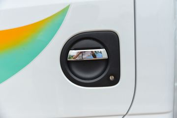 ����;�� T5 95���� 4.03�׵�������С��ͼƬ