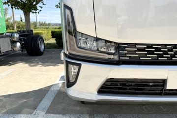 ���桤��X7 2.5L���� 185���� ��ʿ��10�� ���� 4.18�׵��Ų�դʽ�Ῠ(˯�߲�)ͼƬ