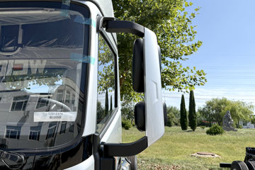 ���桤��X7 2.5L���� 185���� ��ʿ��10�� ���� 4.18�׵��Ų�դʽ�Ῠ(˯�߲�)ͼƬ