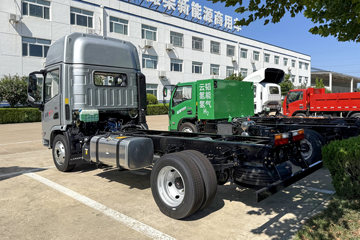 ���桤��X7 2.5L���� 185���� ��ʿ��10�� ���� 4.18�׵��Ų�դʽ�Ῠ(˯�߲�)ͼƬ