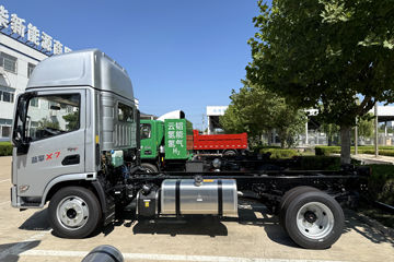 ���桤��X7 2.5L���� 185���� ��ʿ��10�� ���� 4.18�׵��Ų�դʽ�Ῠ(˯�߲�)ͼƬ