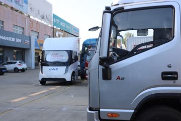 ��������A9 ���ʰ� 2.5L���� 185���� ��ʿ��8�� 3600��� ��ɲ 4.18�׵��������ῨͼƬ