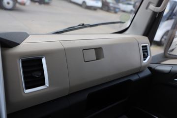 ��������A9 ���ʰ� 2.5L���� 185���� ��ʿ��8�� 3600��� ��ɲ 4.18�׵��������ῨͼƬ