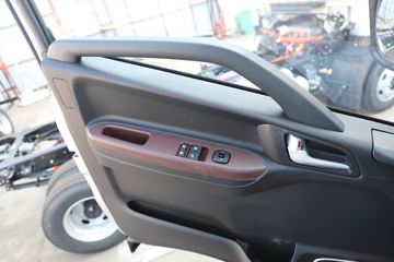 ��������A9 ���ʰ� 2.5L���� 185���� ��ʿ��8�� 3600��� ��ɲ 4.18�׵��������ῨͼƬ