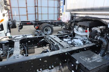 ��������A9 ���ʰ� 2.5L���� 185���� ��ʿ��8�� 3600��� ��ɲ 4.18�׵��������ῨͼƬ