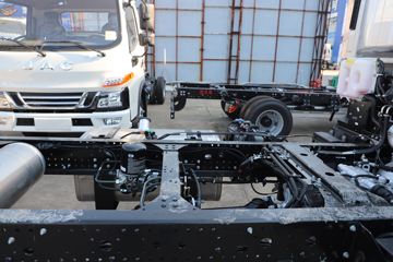 ��������A9 ���ʰ� 2.5L���� 185���� ��ʿ��8�� 3600��� ��ɲ 4.18�׵��������ῨͼƬ
